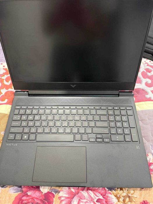 Продам мощный игровой ноутбук HP Victus 16