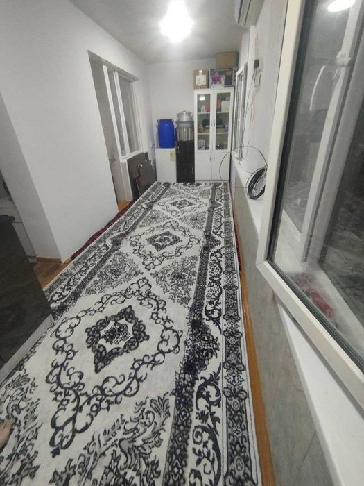 Guliston  shahar 4-mavze da kvartira sotiladi