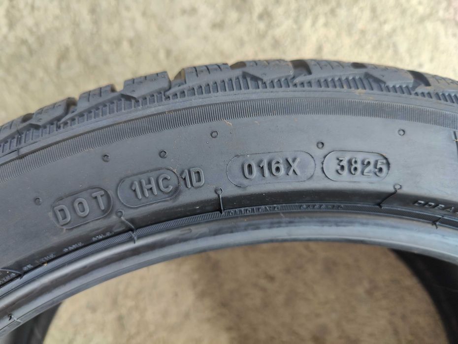 2 Нови зимни гуми 275/35R19 Michelin Pilot Alpin 5*(BMW) XL 100V M+S 3PMFS RFID с борд