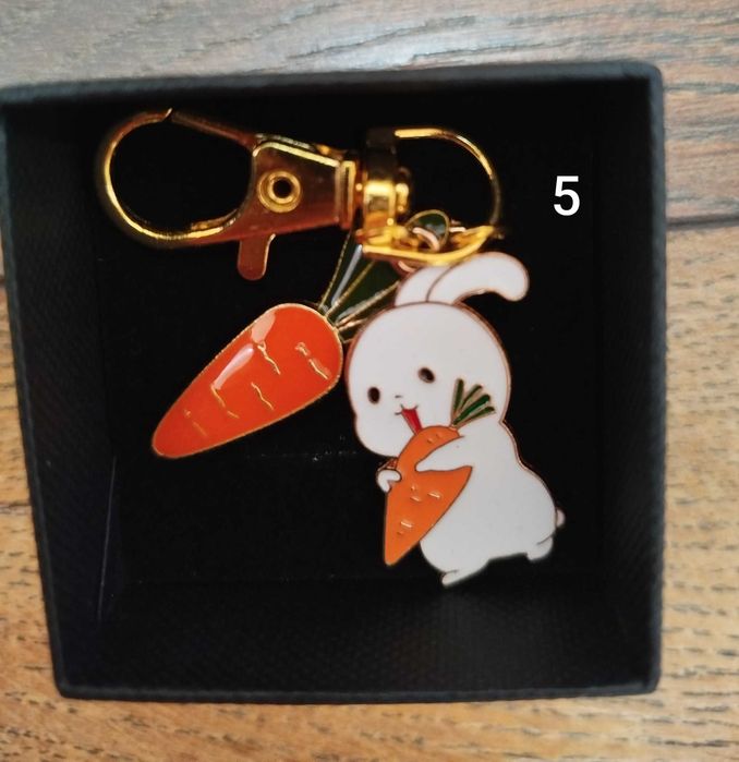 Мини Великденски ключодържатели в кутия