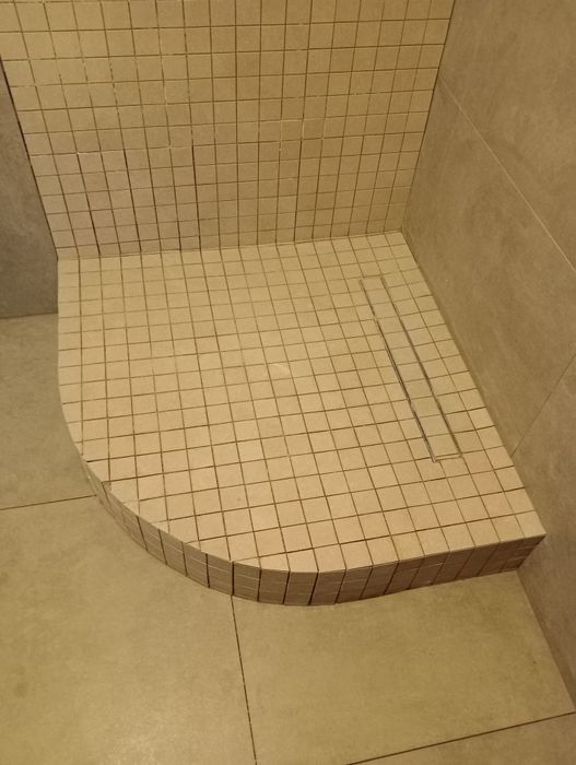 Кафелшик плитичник