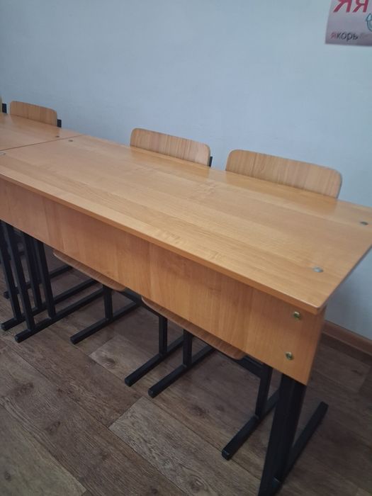 Продам новые парты