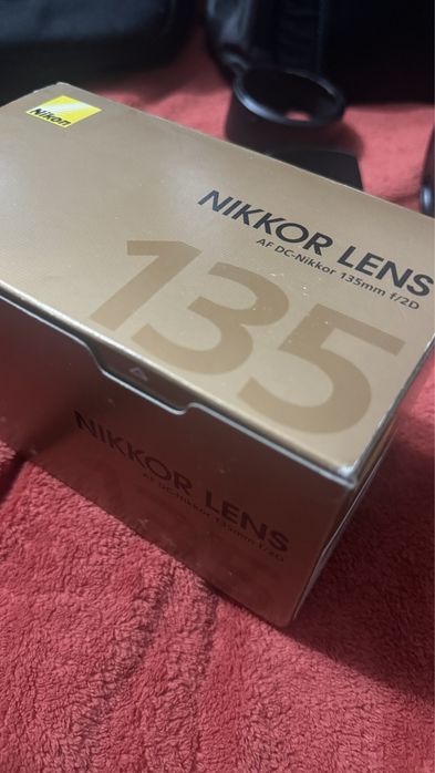 Nikkor af dc 135 mm f/2D