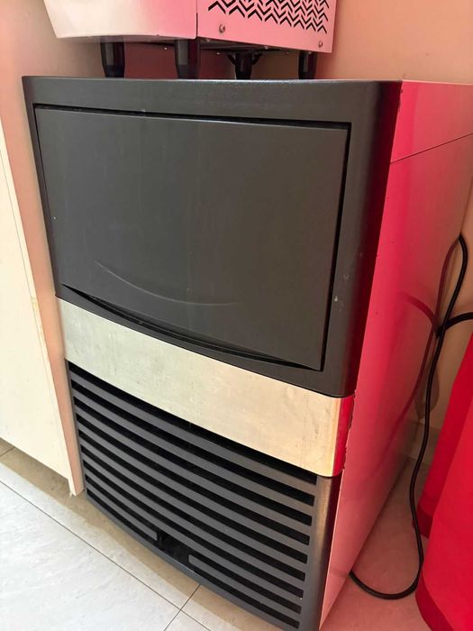 Льдогенератор Б/У