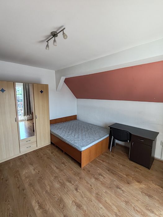 Apartament 2 camere, strada Beiușului