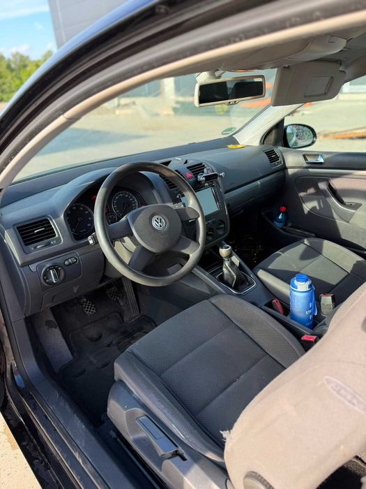 VOLKSWAGEN Golf 2004 — imagine 5