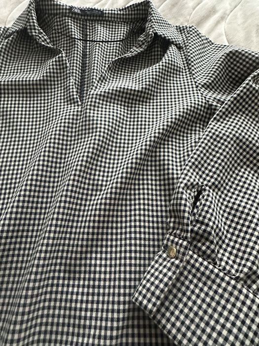 Рокля с дълъг ръкав ZARA