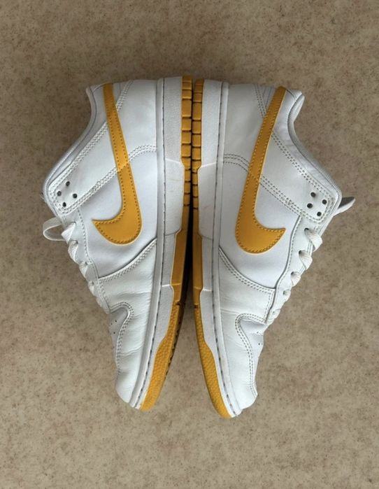 Nike Dunk Low "White/University Gold"