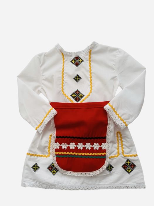 Еднакви Рокли за майка и дъщеря с нородни мотиви / нородна носия