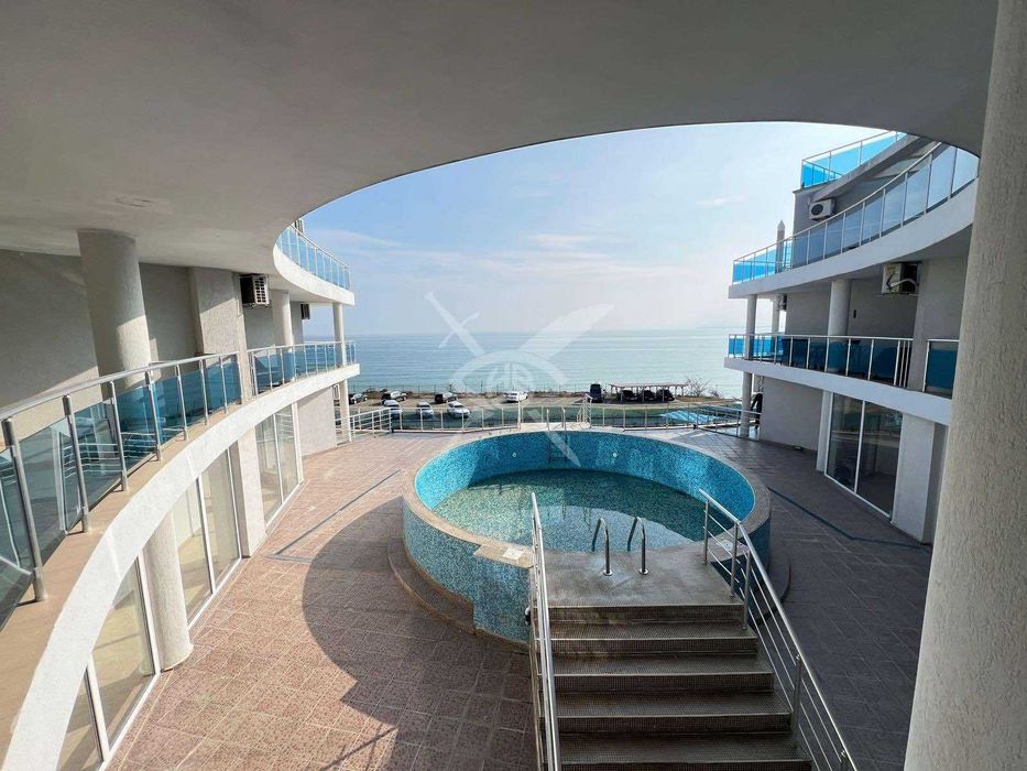 Студио - в Равда