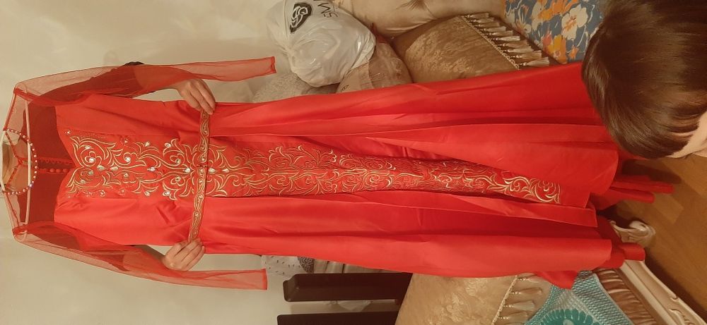 Продам вечернее платье