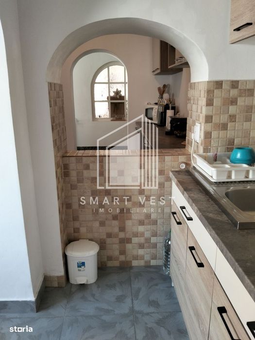 Casa de vânzare 380mp + locuinta separata pt oaspeti | Zona Cloșca