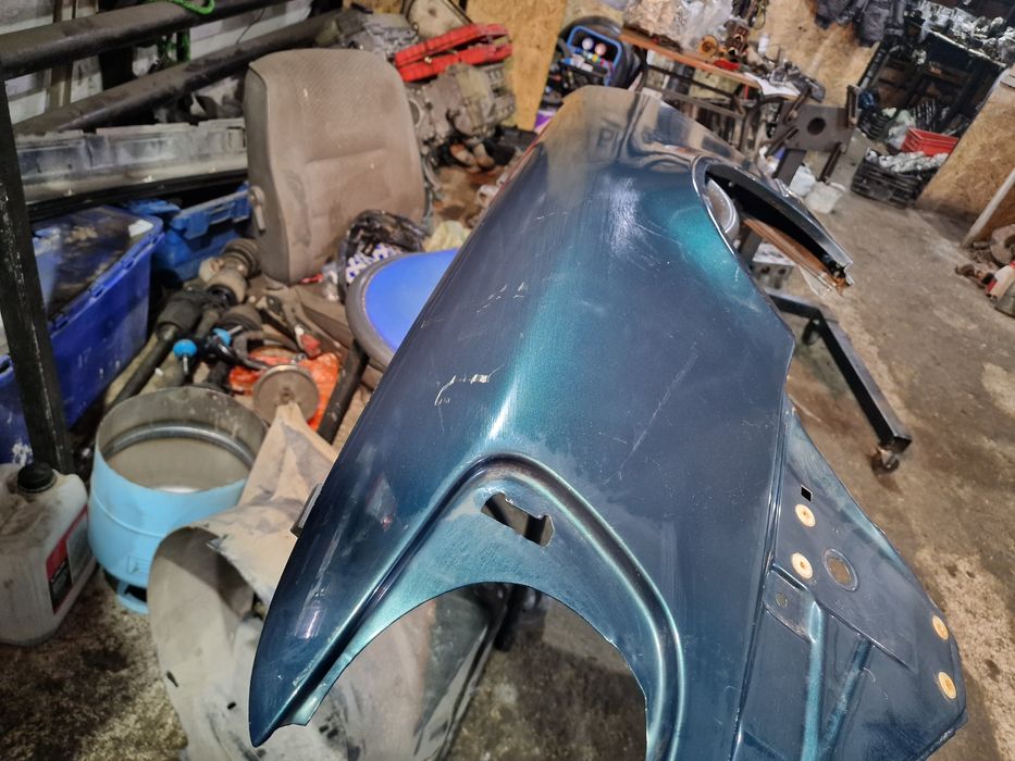 Крыло ауди 100 с4 левое