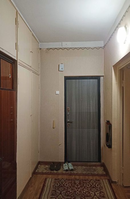 Юнусабад 10, 3/3/5 УлУчШеНкА Неторец Балкон 6 на 2 Средний Ремонт