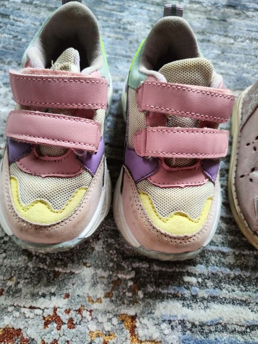 Кроссовки,сандали