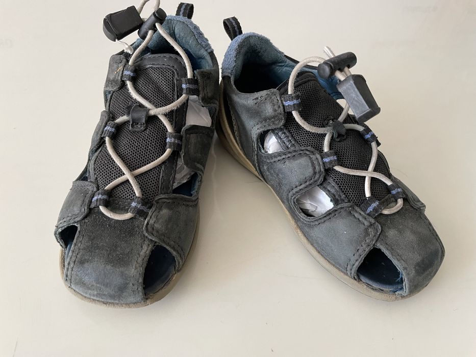 Детская фирменная обувь