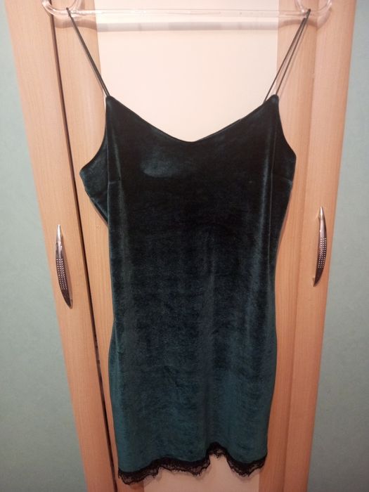 Изумрудное платье  размер S