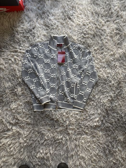 Gucci gardigan chrome hearst nike tech fleece Polo Ralph Lauren tracks