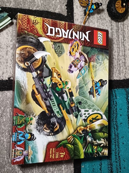 Set Lego 71745 - Lloyd's Jungle Chopper Bike