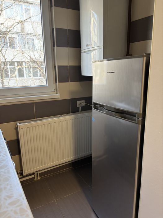 Închiriez apartament 2 camere