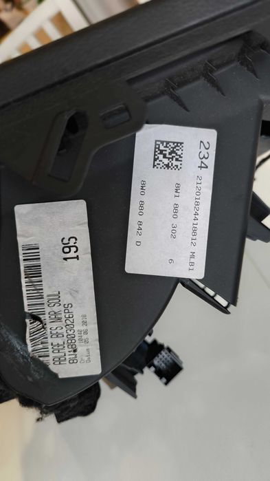 Жабка за АУДИ AUDI A4 , A5 , S5 , S4 (наранена е отвътре)