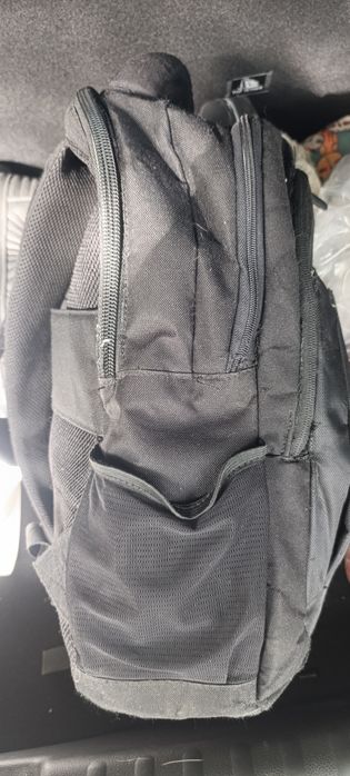 Продается фирменный рюкзак HP, возможно доставка, пишите и звоните тг