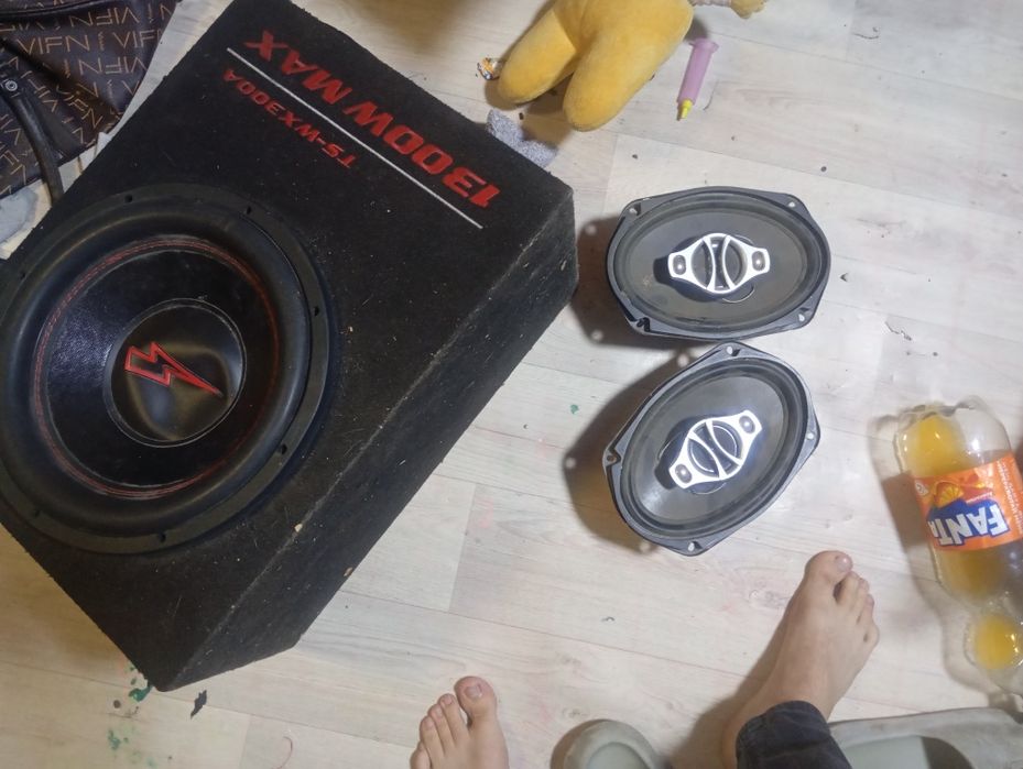 Продам колонки авалв