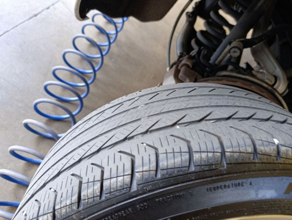 Всесезонни гуми  Continental run - flat 225/45/18 и 245/40/18