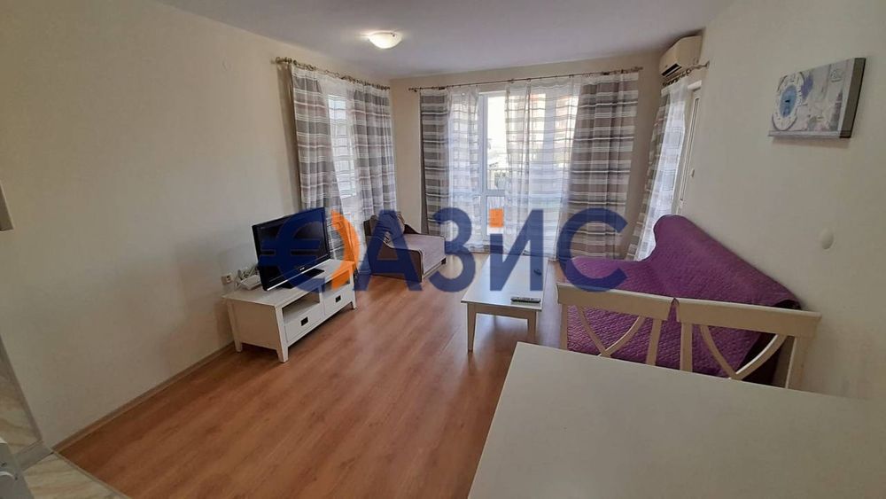 Продава се Тристаен апартамент в к.к. Слънчев бряг - 112 кв.м за 733 €/кв.м - Снимка #4