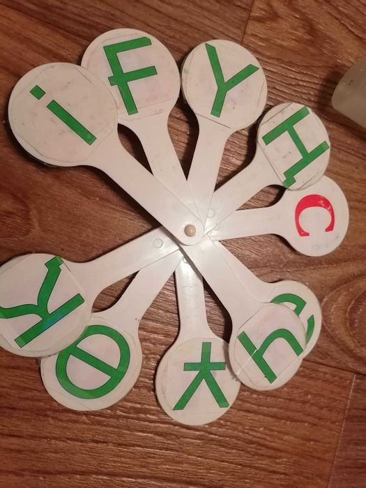 Веер алфавит казахских букв