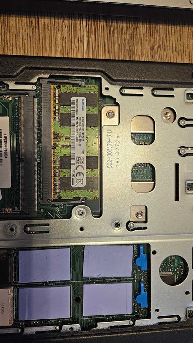 Lenovo ThinkCentre P330 Tiny i7-8700T 16GB DDR4