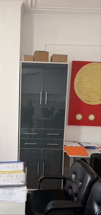 Шкафове за офис или  дома
