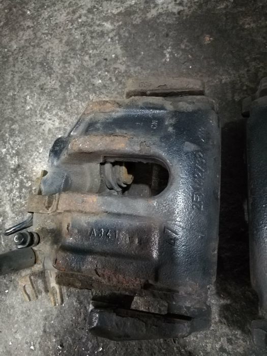 Двубутални спирачни апарати  от Пасат B 5.5 W8
