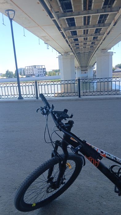 СРОЧНО продаю Велосипед спортивный торг