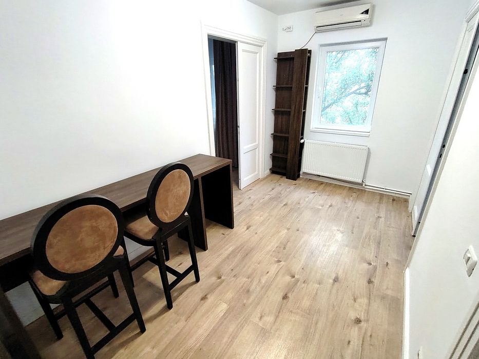 Inchiriez apartament 3 camere