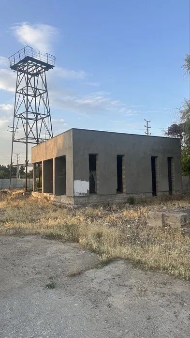 СРОЧНО ПРОДАЕТСЯ земельный участок (под котедж / бизнес)