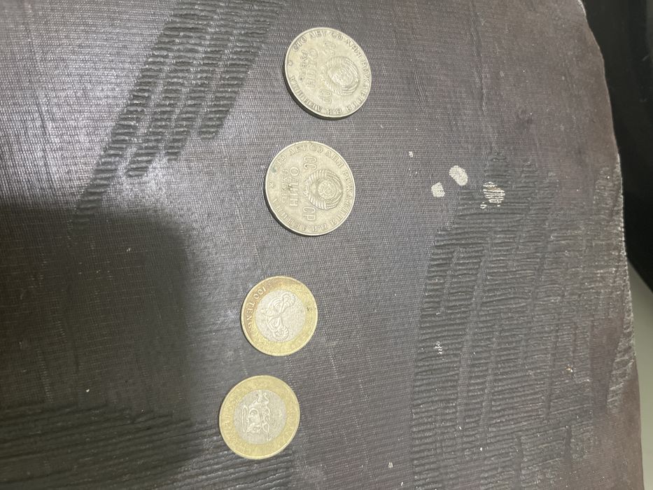 Продам сувенирные тенге а так же юбилейные совесткие монеты