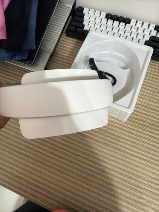 Продам массажер для шеи, покалывание, терапия.