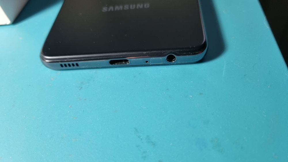 A52s 100/100 perfect