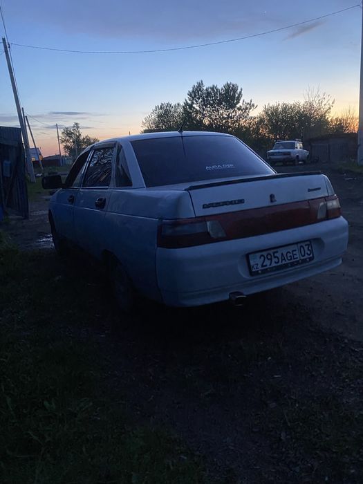 Продам авто ваз 2110