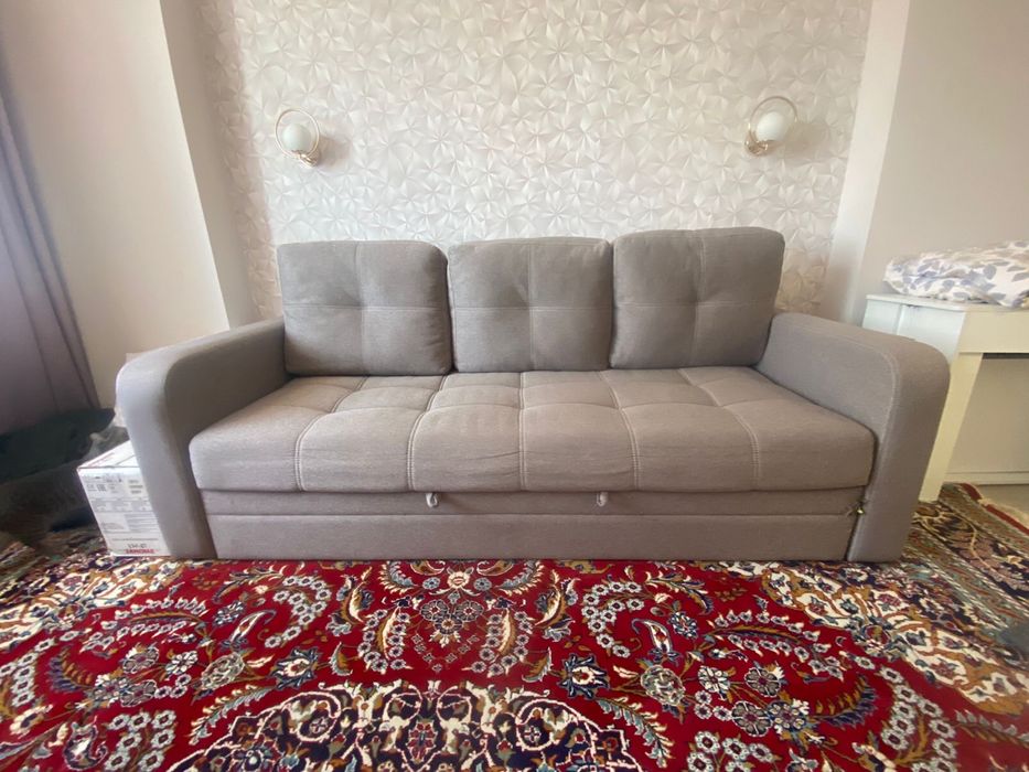 Продам диван срочно