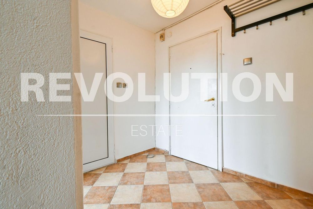 Дава се под наем Двустаен апартамент в София, Оборище - 50 кв.м за 628.32 € - Снимка #8