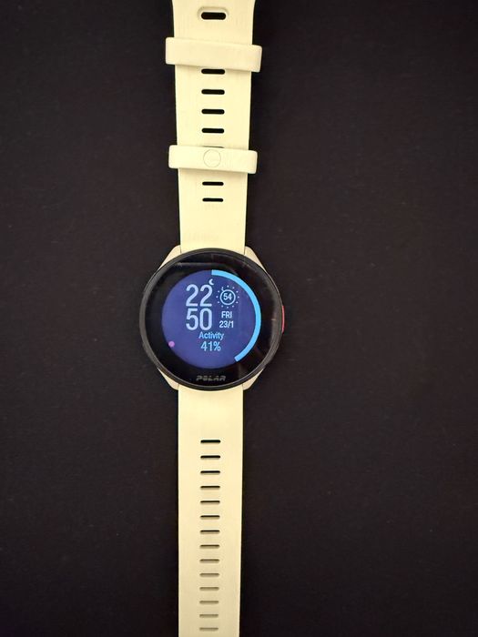 продам смарт часы Polar Pacer