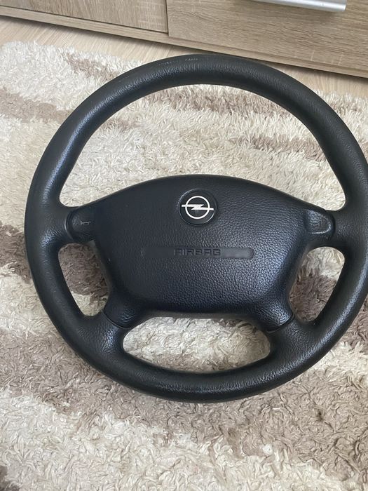 Продам руль новый
