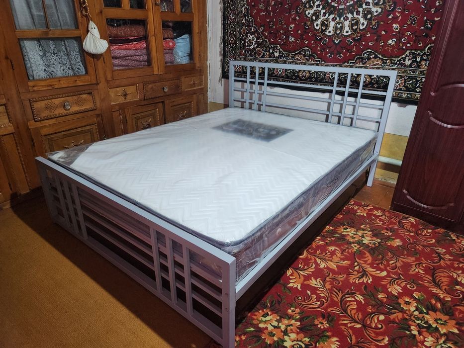 АКЦИЯ Металлическая двуспальная полуторка Односпальные кровать темирли