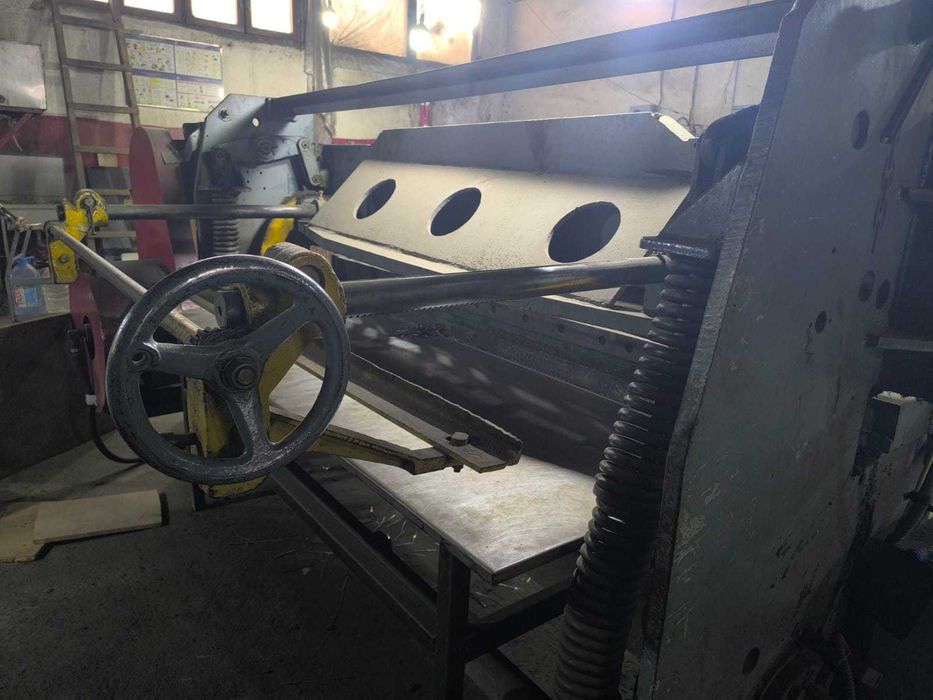 Продам гильотину