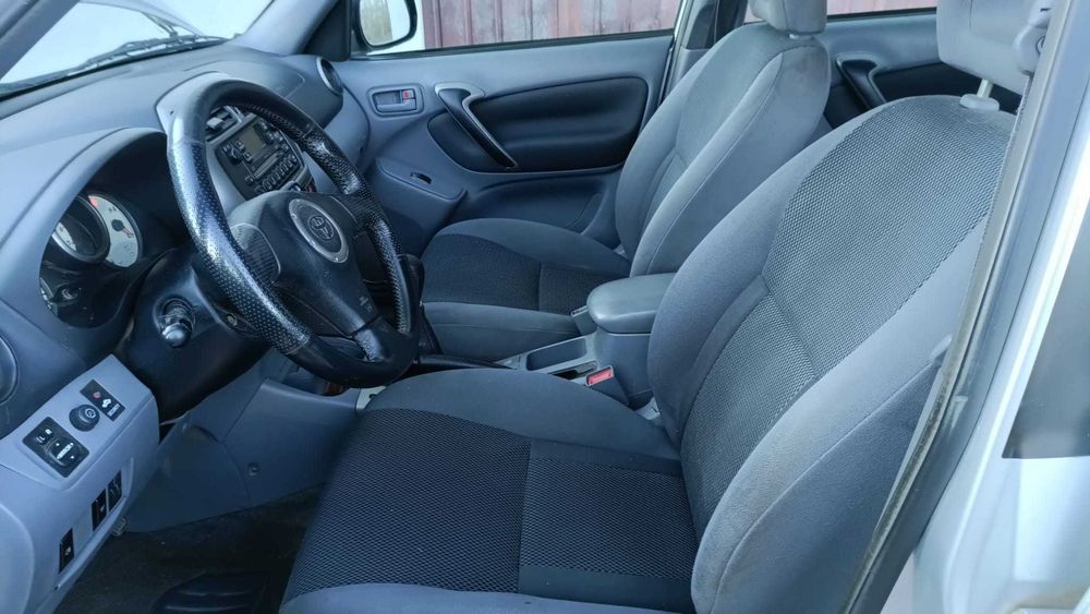 Toyota Rav4 D-4D 2.0 diesel 4 usi, 4x4