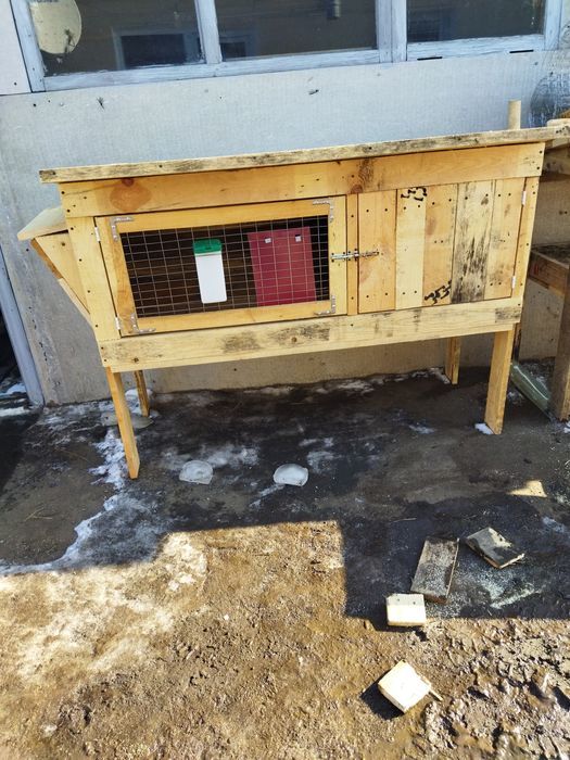 Продам клетку для кроликов