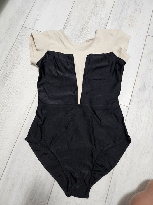 Costum balet sau gimnastica 11-13 ani