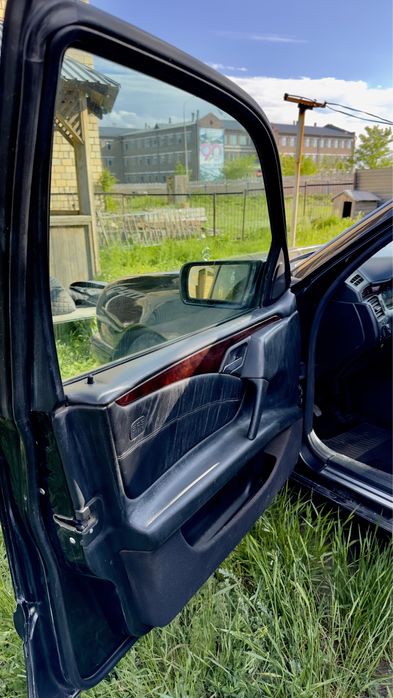 Продаю Mersedes-benz E 280, лупарь